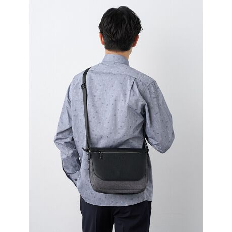 [^:7250923][^:7250923]W̃|GXegptbvV_[obOB}bgȃtFCNU[̐ؑւfUCōvXBLxȃ|PbgAeʒ߂̃}`Ȃǋ@\[ȃACeB