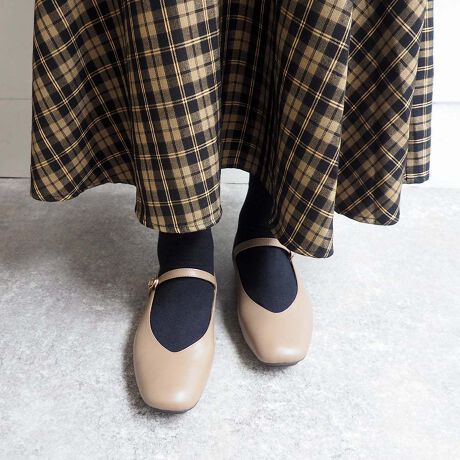 [^:1310187]igɂ߂ȃXgbvV[YVvȃfUCƗSn˔XgbvV[YBƊȂAǂbNX̂tHŁAfC[[X₷ꑫBSñ|Cg IWi[h\[őɂȂɂXgbv͈|ŒEX[YXNGAgDƃNbVC\[ő}ChȃV[ɁVvȃubN̓I^Cɂ􂵂B₷[h\[ŁAdÔdɂXXBl̃LC߃JWAX^CɁBX^bt̒pr[[Megumi.N]̂F22.8cmCYEGWvg^O䎎TCYF23.0cmv_炩C_炩AƂĂ₷XgbvpvXłI͒xǂ͂肵Ă܂BXgbv̂ŒESzpvXȕɂЃIXXłI[Yuko.I]̂F23.7cmCYDGWvg^䎎TCYF23.5cmiTCYŃWXgłBꂽuԂǂ炸_炩ݍł悤ȗSnłBXgbv鎖łEɂwɗ]vȗ͂ꂸɕł܂IXgbLOŗ΂dł邭炢݂܂AC𗚂ăv[c̃OXJ[gɍ킹lJWAŉƎv܂I[Madoka.T]̂F24.4cmCYBGWvg^bׂߎTCYF24.0cmv_炩ݍ܂銴ołBXgbv\Ȃ̂ōbb̕Ȃ܂BVJbgXbLĂA\bNX^Cc̃J[Vтy߂łBƊ̂XgbvV[YȂ̂Ńq[ȕ̂dpɂ߂ł܂B[Yukari.S]̂F23.8cmCYEXNGA^bӂTCYF24.0cm~ӂӂŒnʂ̏Ռ܂ByĒǂz[h܂BXgbv̒኱\Ȃ̂ōbbႳ₷Ǝv܂Bv`ĩLLłAR[fBl[g̃|CgɂȂꑫłB[Yoko.A]̂F23.2cmCY2EMV^╝LߎTCYF24.0cmƂ̃tBbgǂAŒ肳̂ňSĒԗB߃\bNXXgbLOƑ傫Ǝv̂ŁAɂẴ͉TCY߂ƎvBAJWAtH[}ɂgĕ֗B[Mie.I]̂F24.2cmCYEGWvg^b߄䎎TCYF24.5cmv_炩AŷŔɂBXgbv^CvȂ̂ŁAyɒEł܂ICŗƂ傤Ǘǂ̂ŁAXgbLOA^Cc̏ꂾƃTCYĂǂƎv܂B