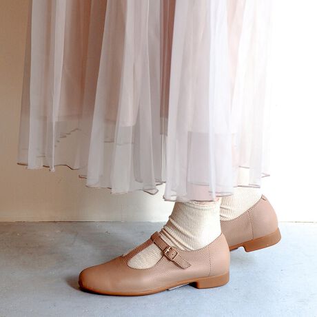 [^:2810533]ȂTXgbvV[YȂ񂪁uɂȂȂve[}ɒĂꑫBV،^ƃ[h\[gāAfC[ɗXgXt[ȃACeڎw܂BTXgbvfUCŒEɂz[hB₷̃|CgE\tgȂŕݍ܂闚SnE؂ւDڂȂ₳EIWĩ[h\[ňĂȂX^bt̒pr[[Yuko.I]̂F23.7cmCYDGWvg^䎎TCYF23.5cmAȂƂ肪傫łBTCY23.0cm𗚂炫Ȃ҂肾̂ŃTCYĂƎv܂B悪ۂTXgbvɂȂĂ̂ŕF̌C𗚂ăs[Xɍ킹ȂƎv܂I[Yoko.A]̂F23.2cmCY2EMV^╝LߎTCYF24.0cmS̓IɃ\tgȑƑ傫߂ȍŁAmXgXɗۂłBTXgbv̂ŃpJpJE邱ƂȂAC߂̂̂łΉoƎv܂BƂs[XJWAX^CƑƎv܂B[Yukari.S]̂F23.8cmCYEXNGA^bӂTCYF24.0cmvƂĂ_炩肪߂Ȃ̂ŕi1TCYǂƎv܂BO\Ȓ~݂ĂƂĂ_炩̂ŕ₷łBXgbvŒ߂ł܂ACȂȂȂɂ߂łꑫłB[Kiyoko.A]̂F23.9cmCYEGWvg^O䎎TCYF24.5cm߂łAxȂ̂ŃTCY܂łł͂ȂƎv܂Bɋ߂ʒuɃxĝŁAz[h܂I\[̕Ԃ_炩AC𗚂ĂȂ悤ȊołBXł₷CƂăIXXĂ܂B[Yuki.T]̂F24.2cmCYEGWvg^bߎTCYF24.5cm2810531lA S̓Iɑ傫߂łBXgbvtĂ镪AESz͂ȂłI~݂̌肠̂Œnʂ̏Ռɂ߁A؂񂱌C̗͑ɂȂƊĂɂĂłB