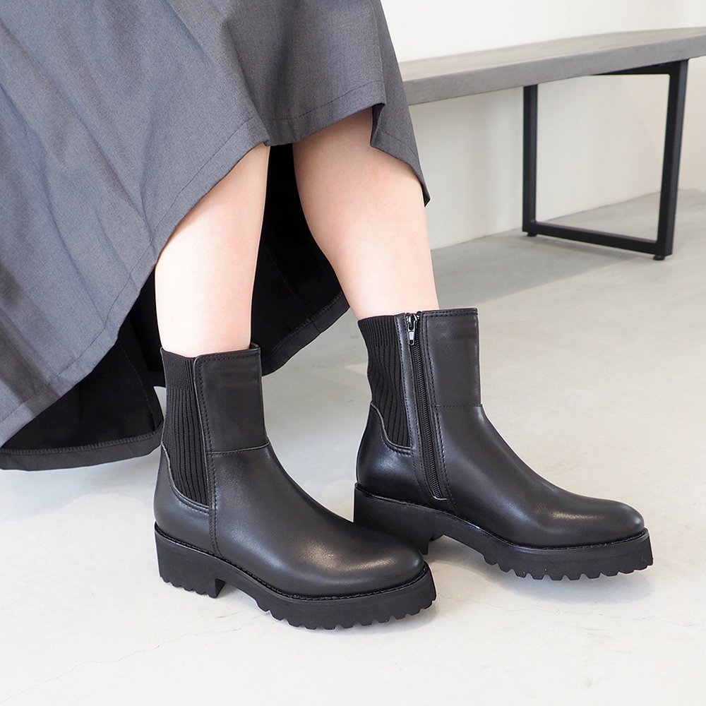 あしながおじさん ショートブーツ (ハイカットスニーカー)新品 あしながおじさん ショートブーツ (ハイカットスニーカー)新品