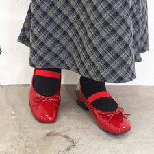 ［25秋冬新色あり］軽量｜ストラップバレエシューズ