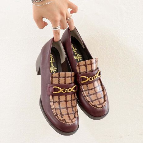 [^:1310273]Ȃ25H~VNVbNȃ[t@[fUCɁA悭{[̂郂[h\[킹q[Abv[t@[BT߂ȃrbggiȃANZgƂȂAIɂItɂƂȂޖ\ȈꑫłBƂɂ肰Ȃ݊YȂAX^CAbvĂ^CXŔėp̍ACeBłA_ȃ`FbNCRŕAƂ[݃J[Ƒ܂ďH̃[h߂ACLb`ȑ݁BNVJȕgŕi悭fAR[fBl[g̃ANZgƂĂ􂵂܂B₷̃|CgE[߂̑ƍbSŃz[hEX|WNbVłӂӂ̗SnE߂̃[h\[n̏ՌɘaACeڍׁEuhFȂEfށFubN/_[NuEFv@@@CRrFv~rvEYFEq[̍F 6.0cmEǑF 1.5cm