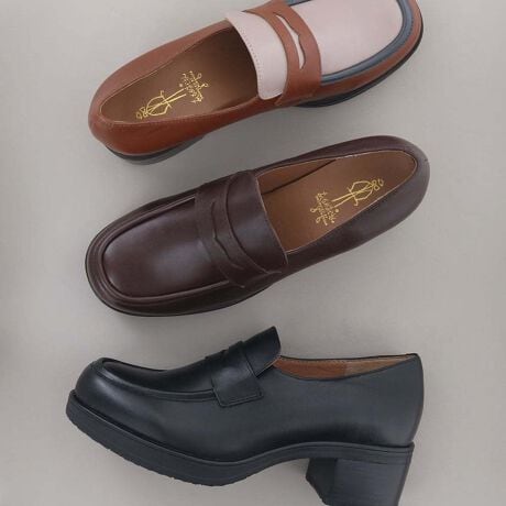 [^:2810593]Ȃ25H~VhRC[t@[ۂĂƂtHȂ炵AL[gȃ}jbV[t@[Bx[VbNȃX^CŃIɂItɂƂȂ݁ALV[Ŋ􂵂Ăꂻłقǂ悭݂̂\[n̏Ռ炰AKȑɁBhdl̃AEg\[͊ɂA芴̂SnĂ܂BƊƕ₷˔4cm̃q[́Ȃɂ傤ǂ▭ȍBɂ̓S炢AtBbg߂Ȃ璅EX[YłBڂ̉炵Ǝp𗼗Al̃fC[V[YłB₷̃|CgE[߂̑ƍbSŃz[hENbVX|WNbV\tgȑEh\[Ŋ₷ʂłSACeڍׁEuhFȂEfށFubN/_[NuEFv@@@}uERrFrvEYFEq[̍F 5.0cmEǑF 2.0cm