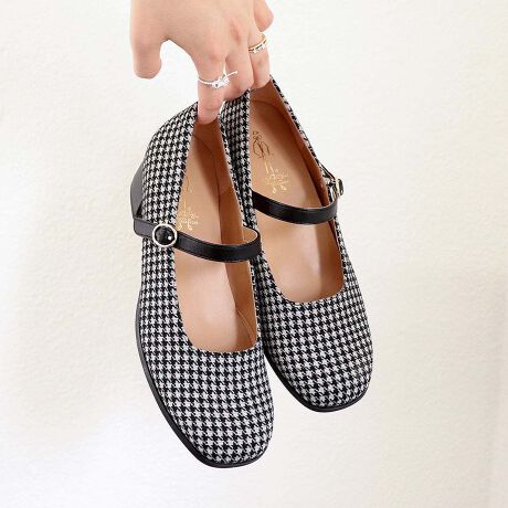 [^:6410055]Ȃ25H~VXgbvpvXigtH[}V[܂ŕL􂷂郏XgbvpvXBȂ炵ۂ݂̂XNGAgD́Awߕt肵ȂA茩▭ȃoXɂ܂BnC\[̓X|WNbVAӂƕݍ܂闚SnBq[͂q܂̐󂯂Đ݌vB4cm̃`L[X^CŁA芴ƕ₷Aĕi̗ǂ˔Ă܂BuhIWĩ[h\[|CgBn̏ՌɘaAsnʂƂ̈̊܂BC𔲂ȂI^CłAɂ₳BXgX₷ɔzA撣XɂƊYꑫłB،^gpJfUCiiԁF6410057jWJ茩̔tH͂̂܂܂ɁANVJȕ͋Cy߂fUCłBV[R[fɍ킹āA2^߁B₷̃|CgEXNGAgDŒߕtȂEXgbvōbz[hEɂEX|WNbV\tgE`L[q[ň芴ACeڍׁuhFȂfށFubN/bhFv@@@x[WRrF@ہ~vYFChlVAq[̍F 4.0cmǑF 1.0cm