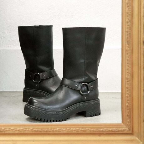 [^:8371005]Ȃb2025H~V샊Ou[cdȃbNXȂ̂ɁAǂ炩Ou[cBȂ񂪍ĉ߂oCJ[X^ĆAقǂɂȂށA[eBeBȈꑫBԂ̃n[lXu[cx[XɂȂAۂ݂̂gDCƁAȂIWĩ[h\[ŁAɌyƐe݂vXBɁA炩őߐ݌ṽVtg̗ǂ𐶂݁AނقǂɎRȗ邱ƂŁA܂Ń[Yu[ĉ悤Ȃ邳ƂȂꊴo܂B₷̃|CgEܐ܂ŕLŎwE\tgő𓮂₷Eꃂ[hŌyɕ܂ACeڍׁuhFȂfށFvYF~}[q[̍F 5.5cmǑF 3.5cmF 24.0cmF 33.0cm