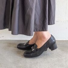 ［26春夏新作］ビットモカパンプス