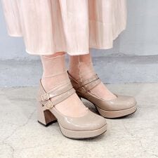 ［25秋冬新色あり］厚底ダブルストラップパンプス