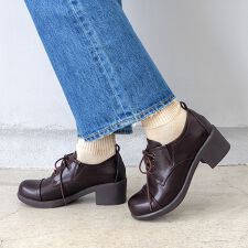 by あしながおじさん(by ashinagaojisan)の［人気のロングセラー］レースアップシューズ