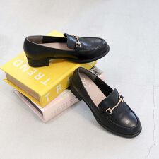 ［26春夏新色あり］ビットローファー