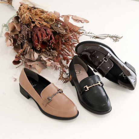 [^:8510083]byȂ񄠃rbg[t@[߂̃\[ł傤ǂ{[̃[q[rbg[t@[B̂ȂfUCŁAItBXp畁ig܂ŁA܂܂ȃV[Ŋ􂷂ACełB2025H̐VF̓_[Nx[WA_[NuE2J[łB₷̃|CgE\tgȍł₳ENbVC\[łӂӂ̗SnE[h\[ŕ₷ACeڍׁYFfށFvq[̍F3.5cmX^bt̒pr[[Juri]̂F22.8cmCYCGWvg^ׂߎTCYF22.5cm߂炩ÃNbVCłBTCYɂĂ͌Cŗƕ͂҂Aw҂Ȃ̂łAƂ銴܂BƗp̃WFNbV̊~߂΂傤ǂ悳łB[Chika]̂F23.8cmCYDGWvg^bӂTCYF23.5cm肵XgX̂ȂSnBAXgbLO┖̌CƁA኱ƂłB߂̃fUCłAv̊Ofނ炩A܂X|W̗nő肪łBq[邱ƂȂACyɕ܂BrbgłƊ̂ŁAdpɂgB[Masako]̂F24.2cmCYEMV^䎎TCYF24.0cmrbg[t@[Ȃ̂ŏł܂AĂ݂Ƃ炩ŃC\[C悭Aꂵ₷łBܐقǂ悭Ƃ肪XgXȂ܂BiXj[J[łɂłIӂ肵XJ[gŃ\bNX킹̂߂łA߃pcł̃JWAR[fɂ[Yuki]̂F24.2cmCYEGWvg^bߎTCYF24.5cm̃TCYł傤ǗǂłBXgbLOł̓pJpJ܂łBoĂ̍ɂȂ̂ŃXgXȂłBXgbLOtbgJo[͂A\bNXƍ킹Ă̂ŒʔNACełB͒ʋΗpƂĂIXXłB