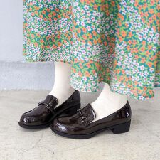 ［25秋冬新色あり］ビットローファー