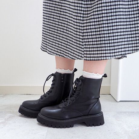 [^:8710507]byȂ񄠌yʁbꃌ[XAbvu[cyʃ\[gpy₩ȗSn͂̃V[gu[cBghɍEȂx[VbNȃJWAX^CŁAG߂킸ꑫłB₷̃|CgEX|W̗nő}ChEŒnʂ̍dɂEyʃ\[ňĂȂACeڍׁYFfށFvǑF2.5cmq[̍F4.0cmF15.0cmq[X΂͖2.5cmX^bt̒pr[[Kaho]̂F23.7cmCY2EGWvg^L߄O䎎TCYFMTCY͂ȂƂĂė₷̂łARƊɂ߂ȂƗ߂łBAĂ܂ΑSCɂȂ܂BڂɔČyA\[_炩̂ŕ₷łBpc͂AXJ[gŗƑɃ{[ł̂ŉł[Kiyoko]̂F23.9cmCYEGWvg^O䎎TCYFLLOɉ̂ŕi͑傫߃TCY𗚂Ă܂BĩTCYi24.5jɋ߂LLŎ܂Bڂ̃sb^܂B傫߂Ɍ̂łATCY̓WXgłBƂɂyłBɎĂyłBn[hȈۂ̃u[cłAs[Xƍ킹ƉłB[Mizuki]̂F24.7cmCYEXNGA^䎎TCYFLLTCY͂傤ǂ悩łBV[Y̓̃u[cĂ̂łA\[j[AĂƂĂyȂĂ܂ISn͂̂܂܁AƂĂ₷Ă߁