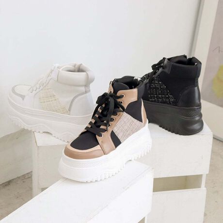 [^:8490091]byȂnCJbgXj[J[Ԃ𒴂ĐŽXj[J[cC[hgbyȂ炵AWB胂f̂悤ȓʊꑫłBgɃvX7.5cmI\[ŜɌ݂̂ŌX΂͂قƂǊAyăX^CAbv܂B₷̃|CgEX|WNbV\tgE[XAbvŎTCYɍb𒲐߉\EŜɌ݂q[X΂ȂACeڍׁYFfށF@ہ~vǑF6.0cmq[̍F7.5cmF11.0cmq[X΂1.5cmX^bt̒pr[[Kaho]̂F23.7cmCY2EGWvg^L߄O䎎TCYF23.5cm/23.0cmS̓IɂBTCY23.0cm𗚂Ă݂҂łBt@Xi[ŒEł̂ŁAXgXȂ܂I؂ւ̃cC[hANZgɂȂāAlfUCł[Yuki]̂F24.2cmCYEGWvg^bߎTCYF24.5cm/24.0cm̃TCYƑS̓Iɑ傫߁BۂɍŵłATCY̓TCY24.0cmɂ܂BTCYĂb≡͋Ɋ܂BɃNbVĂ̂ŎCSzBȂ̂ɂƂɂyAC\[ӂӂȂ̂őɂȂɂłB1dĂvłI