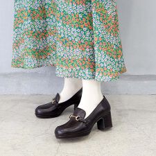 [25秋冬新色あり]厚底ビットローファーパンプス