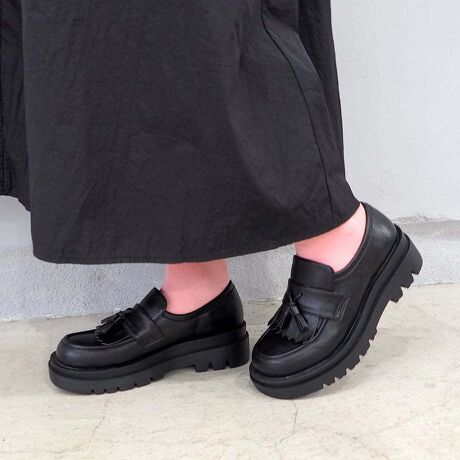 [^:8510135]byȂLg^bZ[t@[byȂŐlC̃{[[t@[NoBN̓fReBuȃLg^bZۗfUCBJWAȂAق̂gbhYAIIt킸Cyɗ񂹂܂B܂Aꃂ[h\[VGbgグAX^CAbv܂B₷̃|CgECjOC\[̃X|WNbVő肪\tgEb[̂Ńz[h@ɍb̃SŒEɂȂĂ܂Ee͂̂ꃂ[h\[Œn̏ՌzAsX[YACeڍׁYFfށFvǑF3.0cmq[̍F5.0cmmӂnCRr̃\[J[͎ʐ^̂̂኱ZȂ܂B\߂B