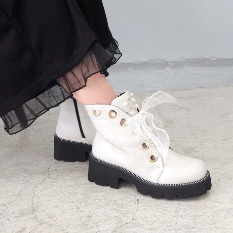 [^:8710621]byȂyʁb`[{u[cӂƌy₩ȃ`[{ɁAp[ƃrW[߂؂₩ȃV[gu[cB͂߂̃gbN\[łق̂n[hɎdグāAÂƂ̃oX▭B tF~jR[fɂJWAX^Cɂ}b`āAZXĂĂA݊ՂȈꑫłBڂ̃{[ɔāA\[͋قǌyʁB1ĂɂACu␄Cxgɂ҂B₷̃|CgE[XAbvœ̑𒲐߂łENbVX|W\tgEyʃ\[1ĂȂACeڍׁEuh:byȂEf:vEY:Eq[̍: 6.0cmEǑ: 3.5cmE: 13.0cmE: 24.0cm