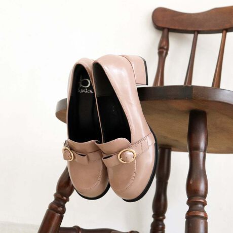 [^:8710623]byȂ񂨂łJpvXbyȂ̐V^XggAVłCV[Y烍[t@[^CvoB̊ۂĂgDƊۂ݂q[Aɂ炩Ȉۂ^܂Bbohɂ͑у{̃fUC̗pBƌ̂ɁAق̂炵dẮAgbhȃJfUCɎ炵vXĂ܂BoGpvXƓXggpV[YACeƂāAfUCőIԁA͋CŎgAȊyL܂B₷̃|CgE̓IȃgDCŎwEX|WNbVłӂӂ̗SnEO[hŒn̏ՌɘaE芴鑾q[ŕ₷ACeڍׁYFfށFvǑF1.0cmq[̍F4.0cm