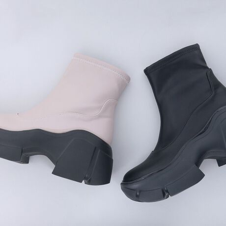 [^:8710613]byȂXj[J[u[c{[Ղ̃\[ŃVvȂ݊u[cB̂Ȃ~j}ȃfUCɁAGbW̌gbN\[߂܂Bq[7.5cmƍ߂̐ݒłǑŌX΂͊ɂ₩Be͂̂\[ŃXj[J[̂悤Ȍy₩ȗSnĂ邩A𐷂₷͂L[vBԗĂɂACxgȂǁuēvV[ɂ҂ȈꑫłB₷̃|CgE炩Vtgő𓮂₷EX΂̏Ȃŕ₷EXj[J[CNȌy₩ȗSnACeڍׁEuh:byȂEf:vEY:Eq[̍: 7.5cmEǑ: 4.5cmE: 12.0cm̎dlύXɂăfBʐ^ɎgpĂTv͗̎dlقȂĂ܂Biɂ͗ɃWOUOXeb`܂Bdl͏iʐ^QƂB