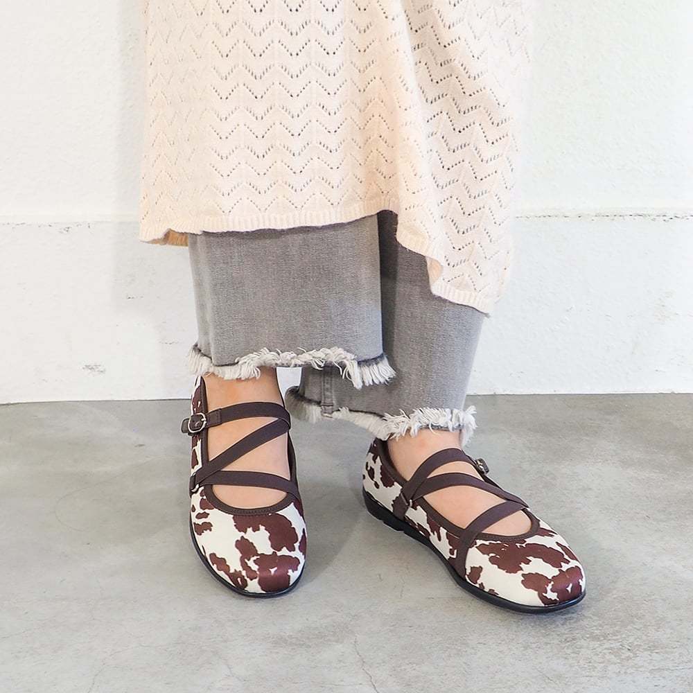 [�}���C]�m26�t�ĐV�F����n�����b�o���G�V���[�Y/�T���@�T���@�icavacava�j �J�E