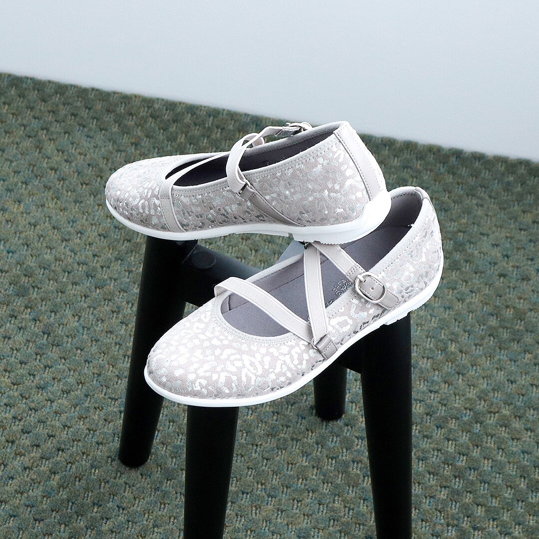 [}C]m25H~VnboGV[Y/T@T@icavacavaj Vo[Rr