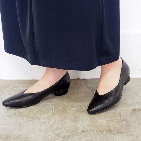 [^:1320697]cava cavaiT@T@j25H~V쑫茩~j}ȃ|CebhpvXB|CebhgD̔CAƊƔ▭ȃoXŗ܂BV[vȂVJbgƁA[߂̑ꂪނقǂ悢z[hBAEg\[͕Ԃ肪悭AтɂȂ₩ɑɃtBbgB߂2.5cmq[́A芴ȂA肰Ȃp`̃tHŌo܂B~j}ȃfUCAʋ΂ɂxɂAtH[}ɂB ZX̑ɁASn悳ƔvXꑫłB₷̃|CgE[߃oXŃz[hE\tgȍŒߕtȂE\[̕Ԃ肪悭₷ACeڍׁEuhFcava cavaiT@T@jEfށFrvEYFEq[̍F 2.5cm