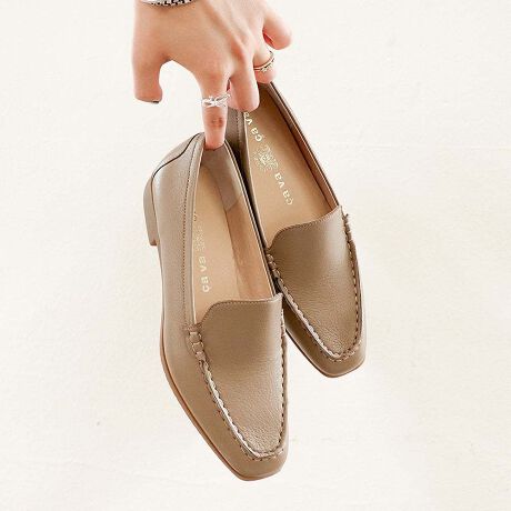 [^:1320687]cava cavaiT@T@jb25H~V샂JVV[YT@T@IWĩ[h\[̗pA炩ȗSn͂̃JVV[YBfUC͂܂Ńx[VbNBV[I΂A^CXAV[YXɊ􂷂ꑫłBFWJɂ́Aق̏VѐSBx[VbNJ[ɉAJEt@[fނgpAj}CibvBɂ肰ȂANZgvXɁAIтȂFłB₷̃|CgE\tgȍŒߕt̂ȂSnENbV\tgȑE\[̕Ԃ肪悭₷ACeڍׁuhFcava cavaiT@T@jfށFvYFq[̍F 2.5cmБ̏dF 265g