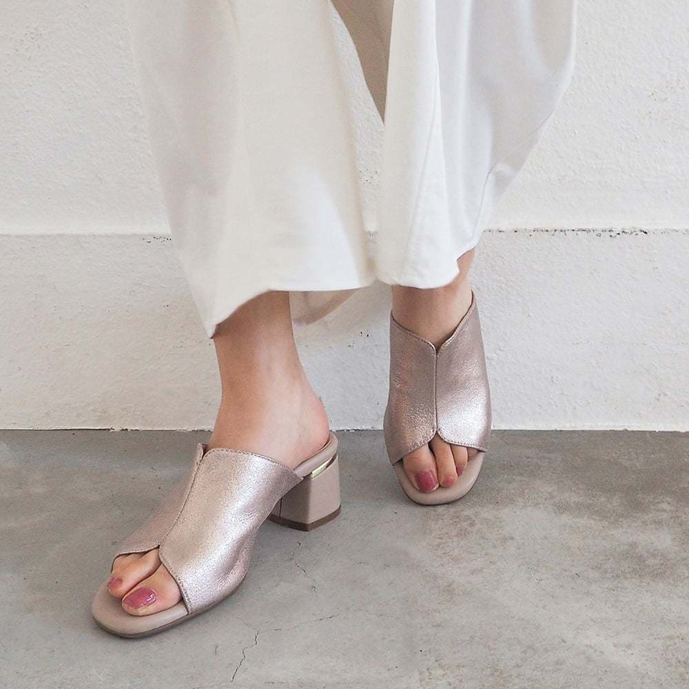 [�}���C]�m26�t�ĐV��n�q�[���A�b�v�J�o�[�T���_��/�T���@�T���@�icavacava�j �V�����p��