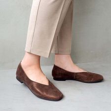 [26春夏新色あり]防水｜Vカットフラットシューズ