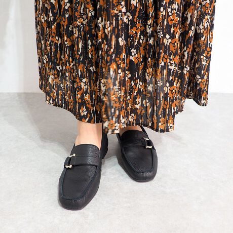 [^:5360559]ENȂhbobNJ[t@[ƂOnD̃JV[YBƂSdlŃXgX̂ȂSnłB\tgȘȂ܂Lƈ߂g|CgBIɂItɂ􂵂ȑl̃fC[V[YłB2025t̐VF͖߂̃uEJ[Ńi`ȘȂ܂́uCguEvłBhU[ŋ}ȉJɂS̏iɂ͋}ȉJɂSȖhU[gpĂ܂Bv̂Ȃ߂iKŖhHȀォ炳ɋH{Ă邽߁AƂĂʂɂȂĂ܂B␅݂ɂAȒPȑfނłB₷̃|CgE\tgȂŒߕtȂE߂̃XNGAgDŎwEƃSz[hEɂACeڍׁYF{fށFvihU[jq[̍F1.5cmX^bt̒pr[[Miho]̂F23.3cmCYCMV^ׂߎTCYF23.0cmߕtȂyɗ܂Bb߂̑Ȃ̂ŁATCY͂傫߂łAƂɃSĂ̂ŔɂłB[Megumi]̂F22.8cmCYEGWvg^O䎎TCYF23.0cm/22.5cmS̓Iɑ傫߁B23cm͒Ê22.5cm܂BTCYĂ傤ǗǂłBL߂Ŋv_炩ׁAO܂CɂȂ炸ɗ܂B[Harumi]̂F23.5cmCY2EGWvg^䄠LTCYF24.0cmS̓Iɑ傫߁BƂwɒ[ɒȂ̓TCY߁BfUC̓VvłɃANZĝŁAL̎ł肵Ăꂢɗ܂B