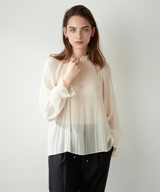 ♡ SALE☆ルスーク ホワイトシフォンチュニック (シアープリーツ