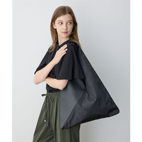 [^:296080]gCAÕfUCIȕg[gobOnh͎₷݌vɂȂĂA莝⌨|ƂĂg܂Bɂ͒g̐ɖ𗧂|PbgtĂ̂|CgBّfސ؂ւ̃fUC\LȈۂ^܂Bꂢ߂⃂[hȒȂƑ̗ǂACełB