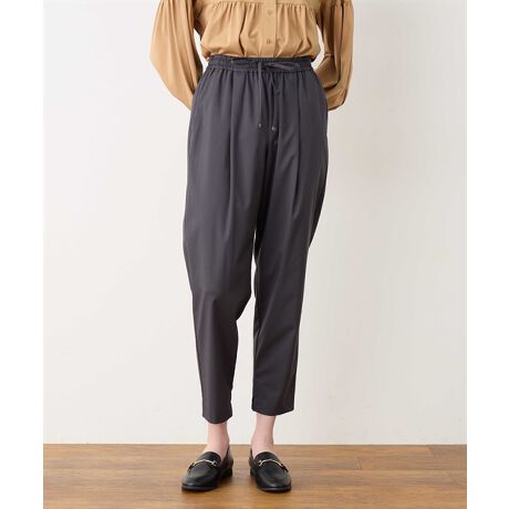 [^:294130]GfނVX[NԂ̃^bNe[p[hpcɌĂƎdグe[p[hVGbg|CgBNV[ȐSnƏiȈۂ𗼗܂BEGXg̓SdlɂȂĂAE₷KȐSn̗ǂ́BigdɂƂV[ɂ􂵂Ă1łB