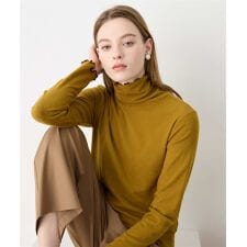 ルスークホリデー(LE SOUK HOLIDAY)のメローハイネックプルオーバー（差し色）