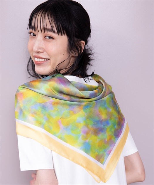 ヘラルボニー　スカーフ シルクスカーフ「ヴェネチアのフルーツ船」 – HERALBONY