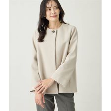 エーシーデザインバイアルファキュービック(A/C DESIGN BY ALPHA CUBIC)のノーカラーショートコート【軽量】