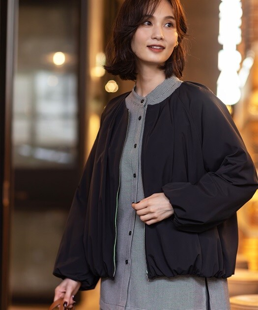 洗える／撥水】ペプラム風ライトブルゾン | インディヴィ(INDIVI