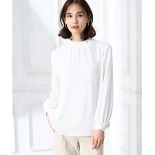 フリルブラウス