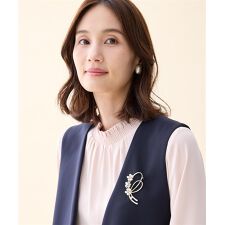 リボンモチーフブローチ