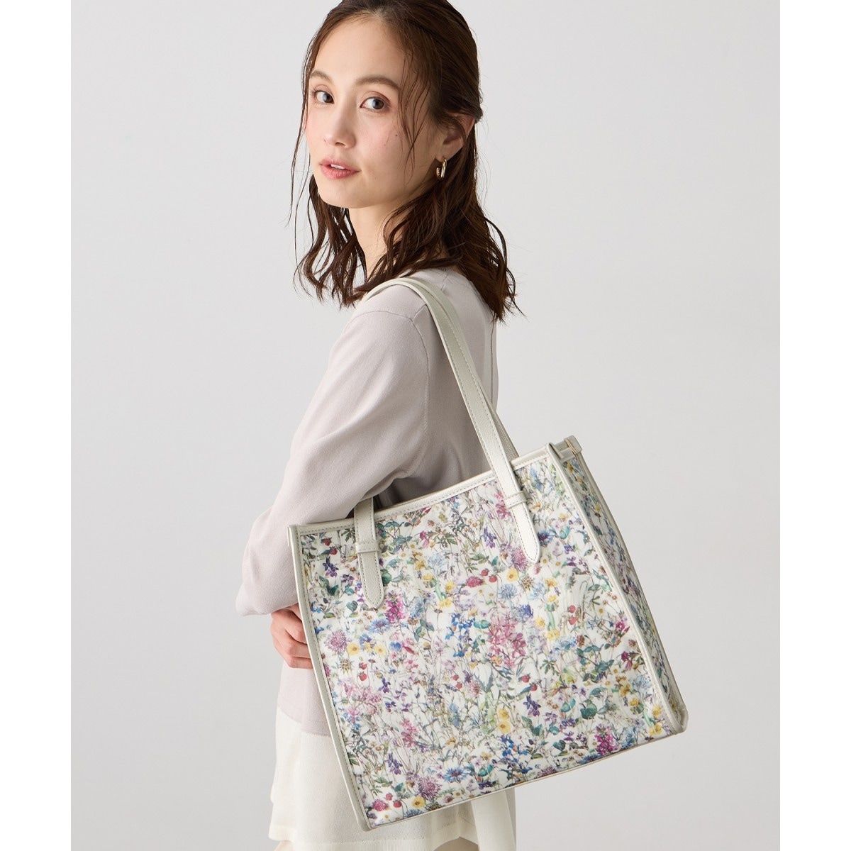 リバティプリント トートバッグ | 通販・人気ランキング - 価格.com