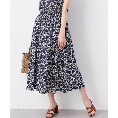 [^:524286]PF̃t[vg_ȕ\oXJ[gӂƍLtAȃVGbgŁAGKgȕ͋CY킹܂BzFoXɎdグAÂȂlfBȈۂɁBEGXg̓SdlɂȂĂătBbg钅Sn̗ǂ́Bdx̂oɂƁAIIt킸Ɋ􂵂ĂACełB