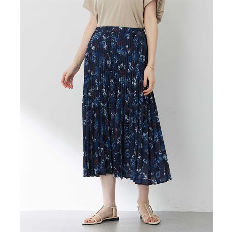 [^:524296]V[Y̐Vz̃fUC\vguhuApercuvƂ̃R{ACe2̃v[cOf[V̂悤ɑgݍ킹v[cXJ[gBƌÂVGbgŉ؂₩Ȉۂ^Ă܂BEGXgSdlŐ₷̂|CgBJWAȃJbg\[Y߃uEXƍ킹R[fBl[g߂łBbh̓lCr[̖{̐nɁAzCgƃbh̃hbgvg{ɂȂ܂B