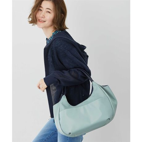 [^:526795]V[Y̐Vz̃fUC\vguhuApercuvƂ̃R{ACeӂƂtHƃoCJ[̃nh|CgɂȂobOBnɃR{vggpB}`LđR[邱ƂłAtgƔwʁAɂƕ|Pbg@\͂łBig₷Aoɂd󂷂ACeB