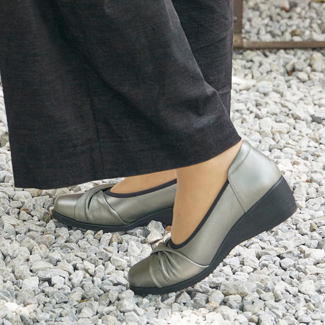 [}C]y3Ez؂ւfUCRtH[gpvX/AgGiAtelierj _[NVo[