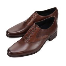 KATHARINE HAMNETT LONDON　内羽根プレーントゥのドレスシューズ