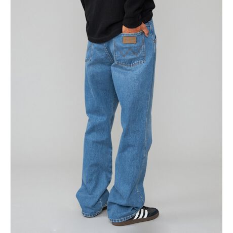 [^ԁFWM0013-0003]2025NtĐV샂f́ANJE{[CJbgpApCvhXẽXg[gVGbgŁA茻IȃX^CɃtBbg悤ɐiBVvȃgbvXƍ킹邾ŁAȂꂽre[WX^C܂Bނقǂɖ킢𑝂fj̖͂AЂȂ̔ŊĂBfރu[Nfj̗pBڂ݂ɐD邱ƂŁA˂ȂAx߂nłBR[fBlCgre[WeCXgȂAVvȃgbvX߁BTVcXEFbgȂǁAAJWACeƂ͔̑QłB̓Xj[J[ŃJWAɁAu[cŃChɁB