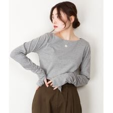 指穴付きボートネックカットソー