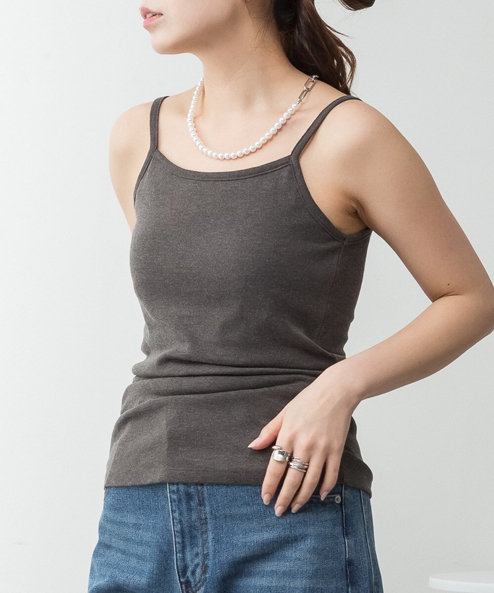 カップ付きキャミソール