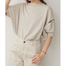 カットアウト5分袖サマーニット
