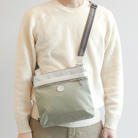 [^:92951]Orobianco^w\yexNVRC^Ax[XɁA̓sIȃjAXZx[VbNV[ỸfUCVBvgIWĩ^p[cȂǁAɃIrARȂł͂̃NtgfUCX^_[hACełBigɍœKȃRpNgTCYłȂAXbLƂfUC^E[Xł̊񑩂܂BVɂꂽU[iȍoĂAאg̃fUCꂽۂ܂BjZbNXłg܂BA5TCỸACe[\ŁAOɂ[Xy[XmہBɁAV_[Xgbv͒E\ƂȂĂAlXȃV[X^CɑΉłg̗ǂĂ܂B{̑fށFɔzTCNfނȂA\ȋxƑϋv[rbNiC̗pBtvF_ȃi`V{ŉʂ̉Ae\ŝXeAfނgpBAE^[}[NFSfX[XU[̗pBtg|PbgFfoꂵ₷t@Xi[J̃|PbgB[eBeB|PbgF[ł|Pbgwʃ|PbgF[łwʃ|Pbg