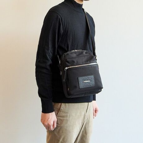 [^:92932]NVbNȒɖȃJWAYAC^A~^[eCXgfUC̃V[YH{Ԏ̃iCfނ̗pBVvȂXybNɂANeBuȃCtV[T|[gBig͂AsɂœKȃV_[obO̓jZbNXłg܂BH{̂ɂ͝H{ngpAE^[}[NU[ɑS̃G{X{Aɗ̓IȃS̃^obWAE^[}[Nt tg|PbgEǂ炩łJ\ȃt@Xi[|PbgB[eBeB[|Pbg̐ɕ֗ȓ|Pbgt